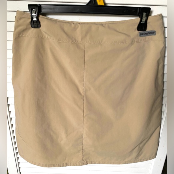 Patagonia Women's Skort 8 - Picture 5 of 5